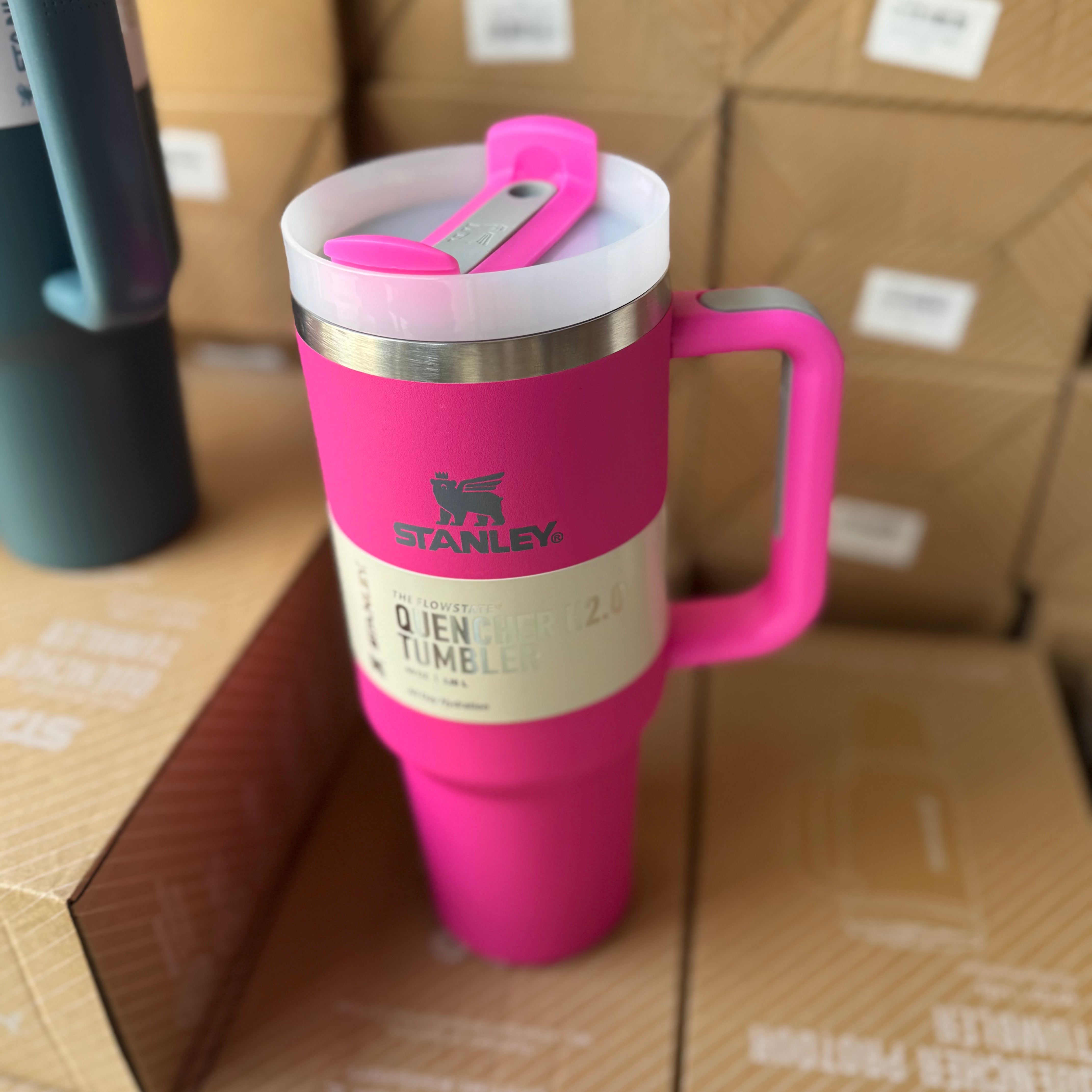 The Quencher H2.0 Flowstate™ Tumbler Stanley Cup